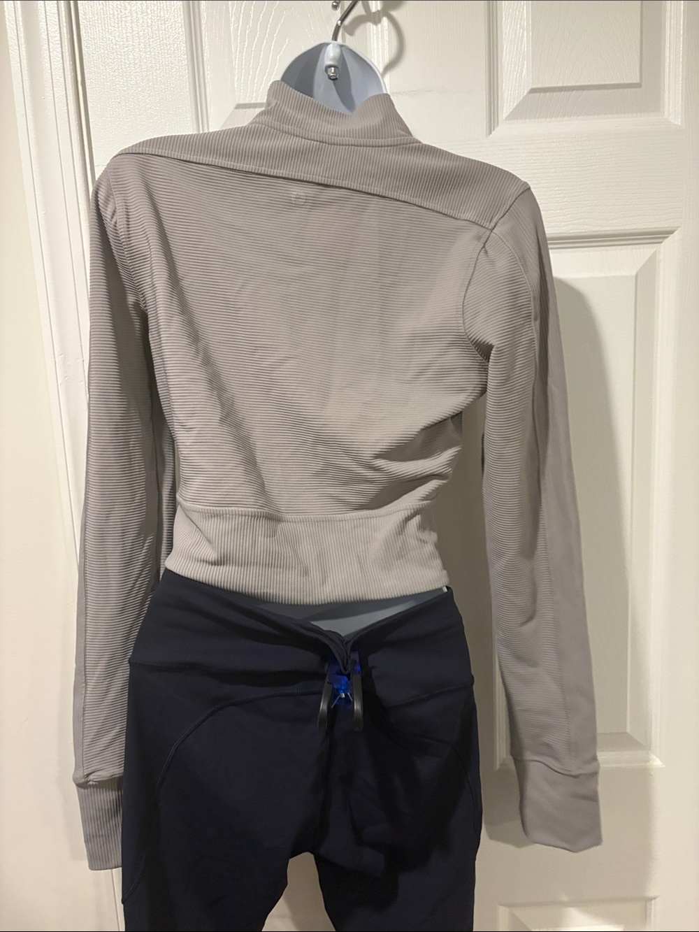 90*degree ribbed cropped zip up - Picture 4 of 5
